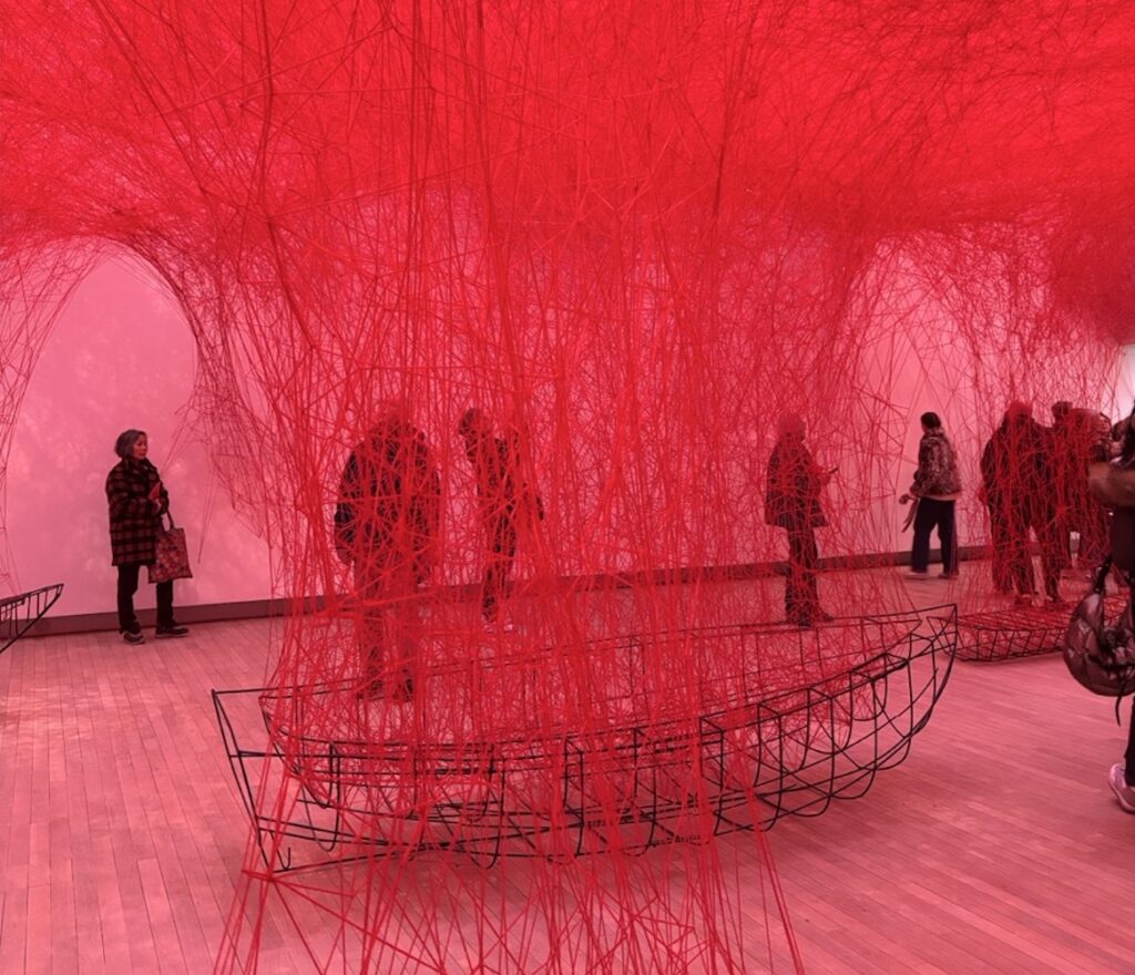 expo Chiharu Shiota