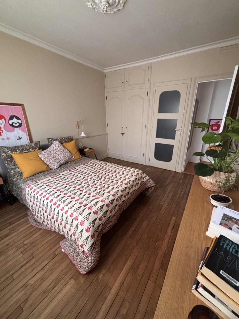 Chambre parentale après rénovation – vue placard